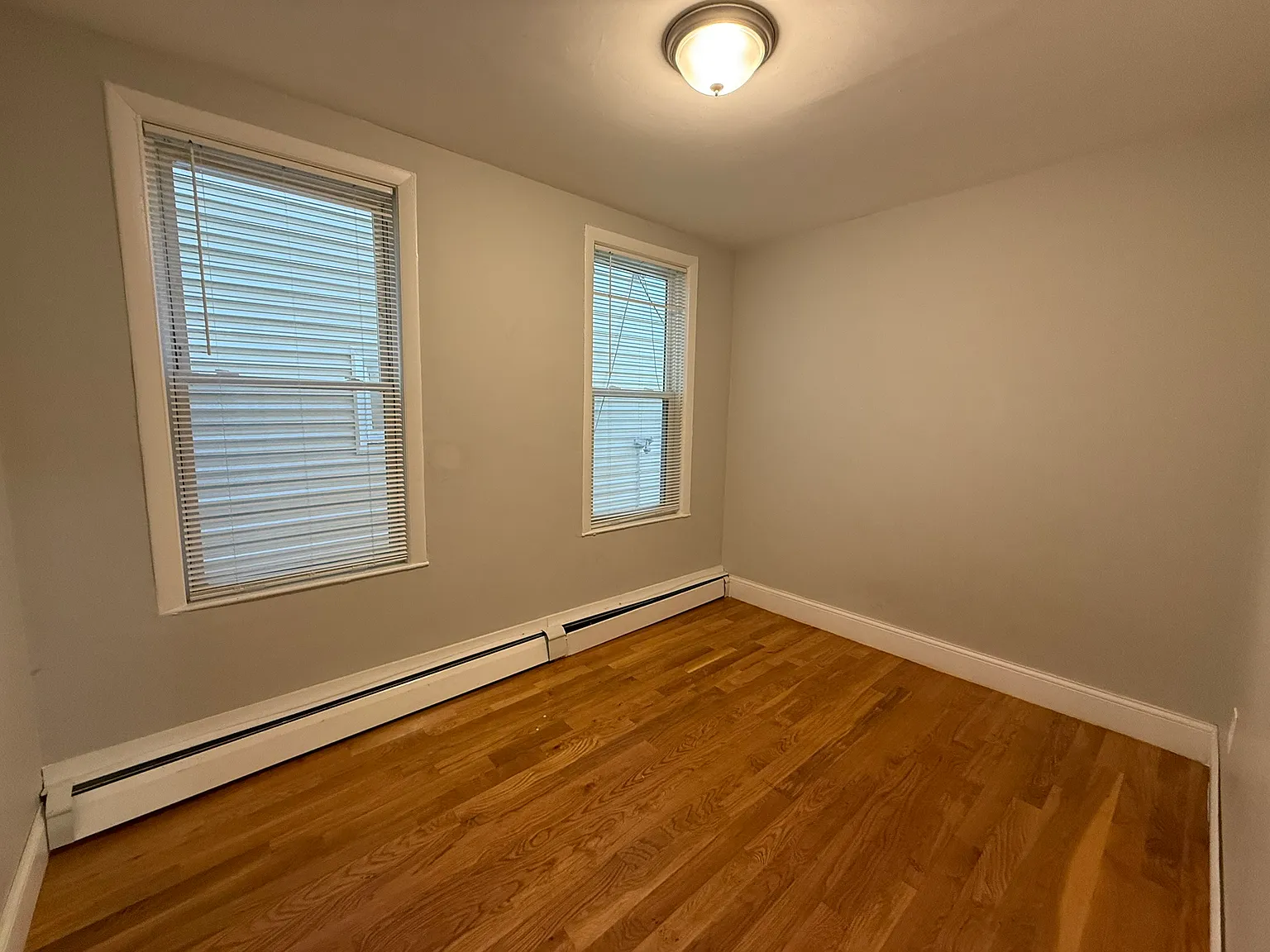 Photos of apartment on Chelsea St.,Boston MA 02128