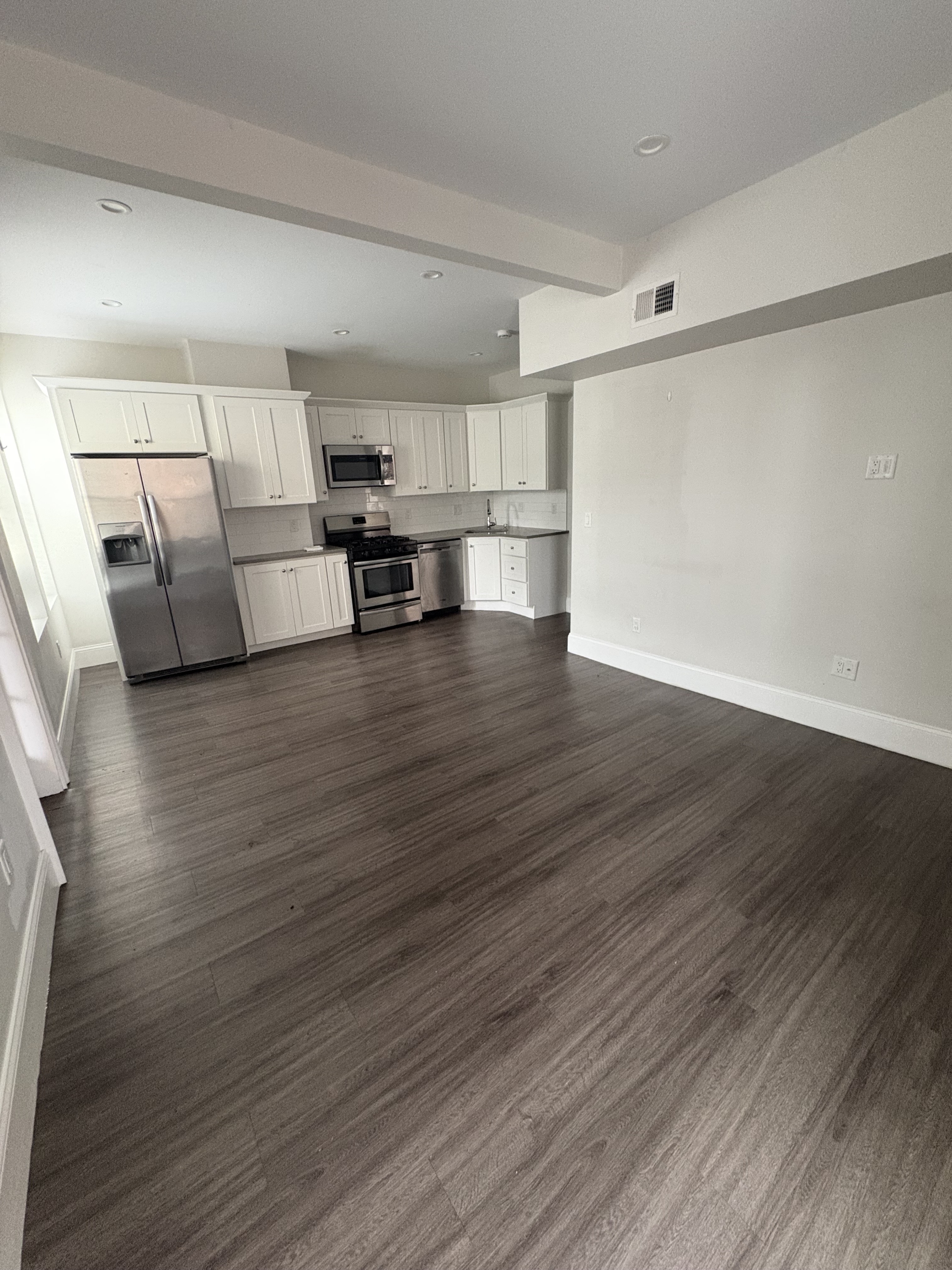 Photos of apartment on Cottage St.,Boston MA 02128