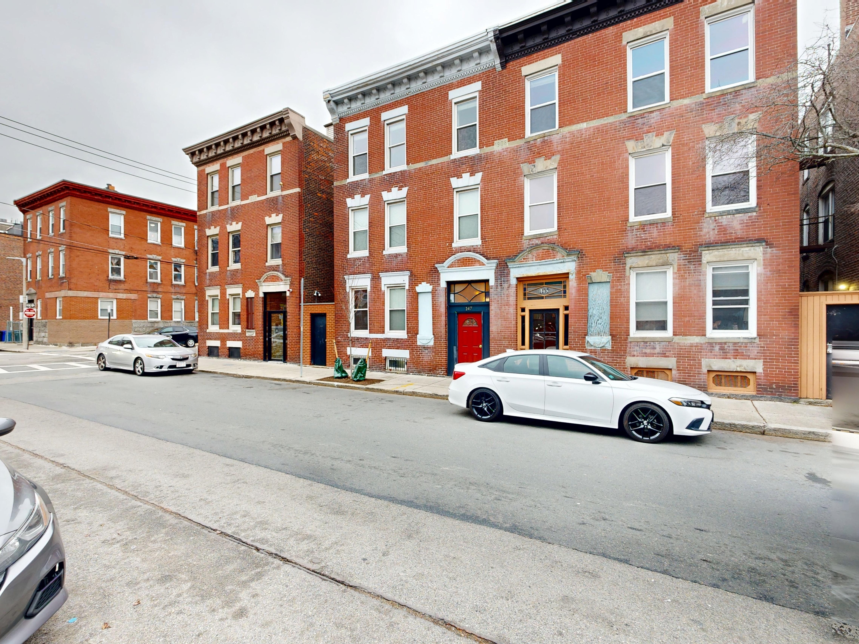 Photos of apartment on Cottage St.,Boston MA 02128