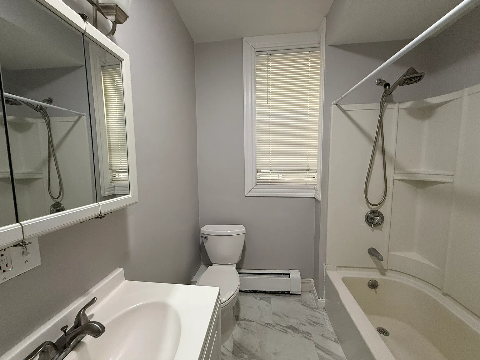 Photos of apartment on Chelsea St.,Boston MA 02128