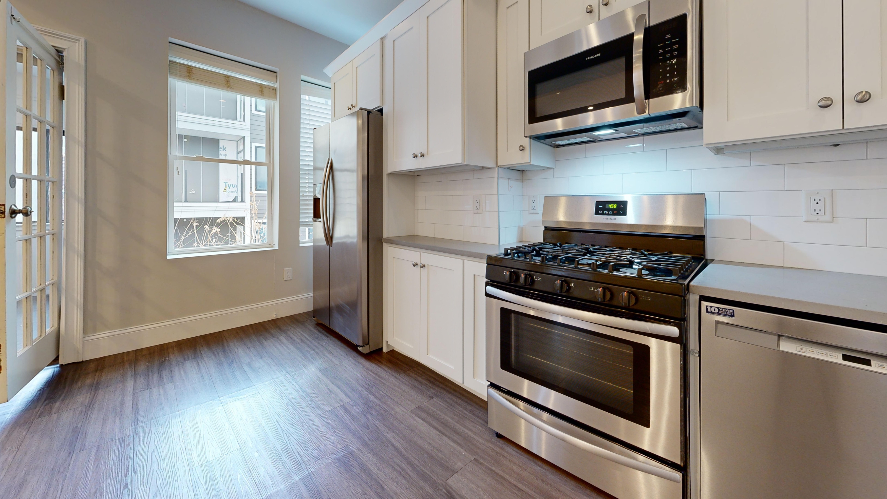 Photos of apartment on Cottage St.,Boston MA 02128