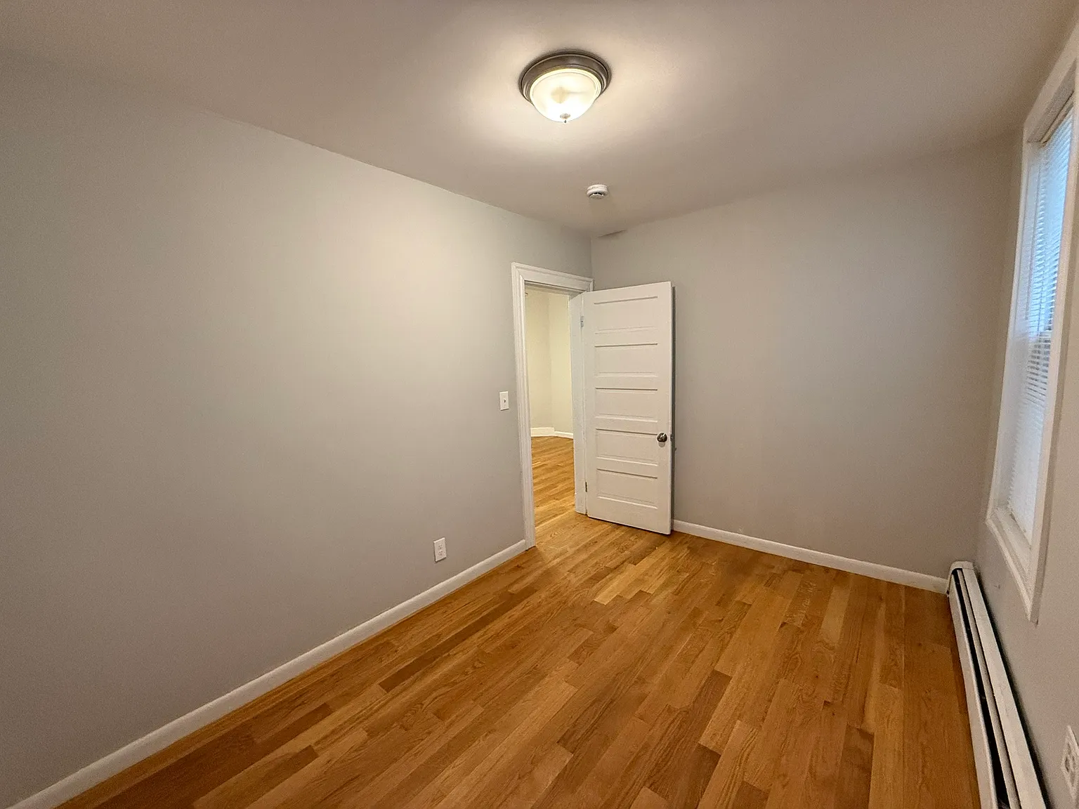 Photos of apartment on Chelsea St.,Boston MA 02128